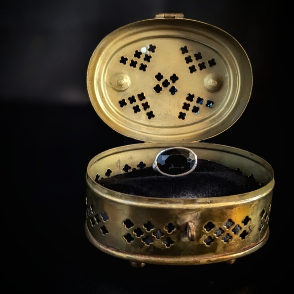 Jewelry - Vintage Brass Trinket Jewelry Box